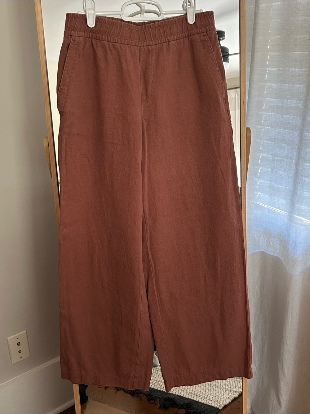 Old Navy Wide Leg Pants in Brown